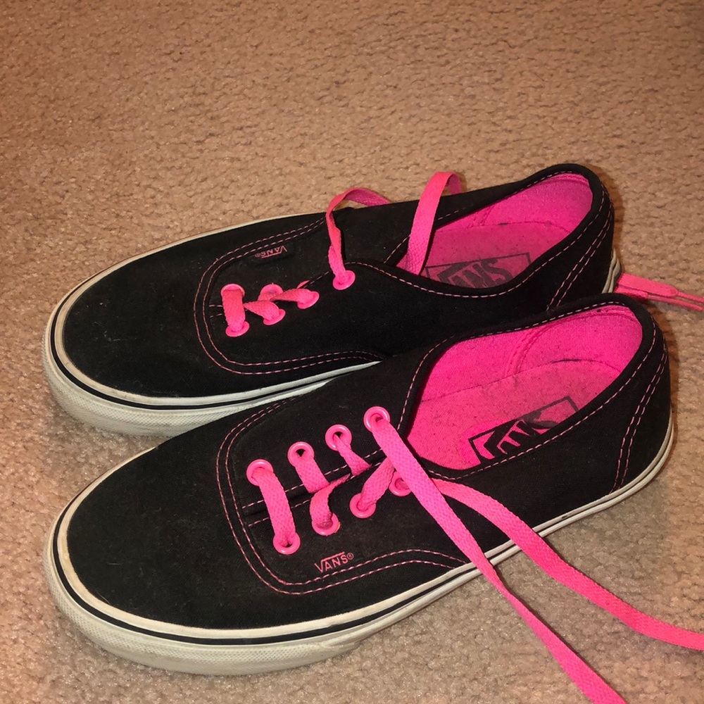 Vans - Picture 2 of 2